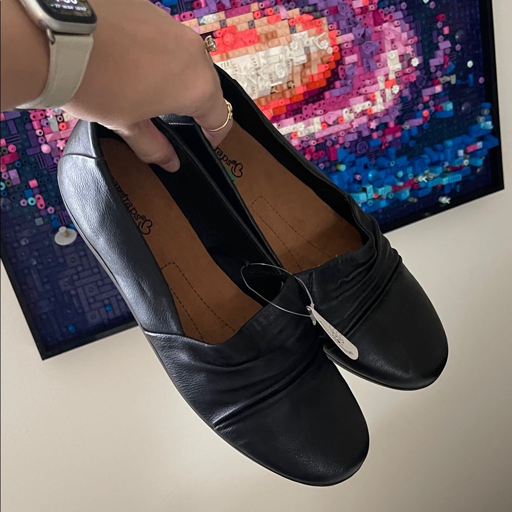 BareTraps Black Flats